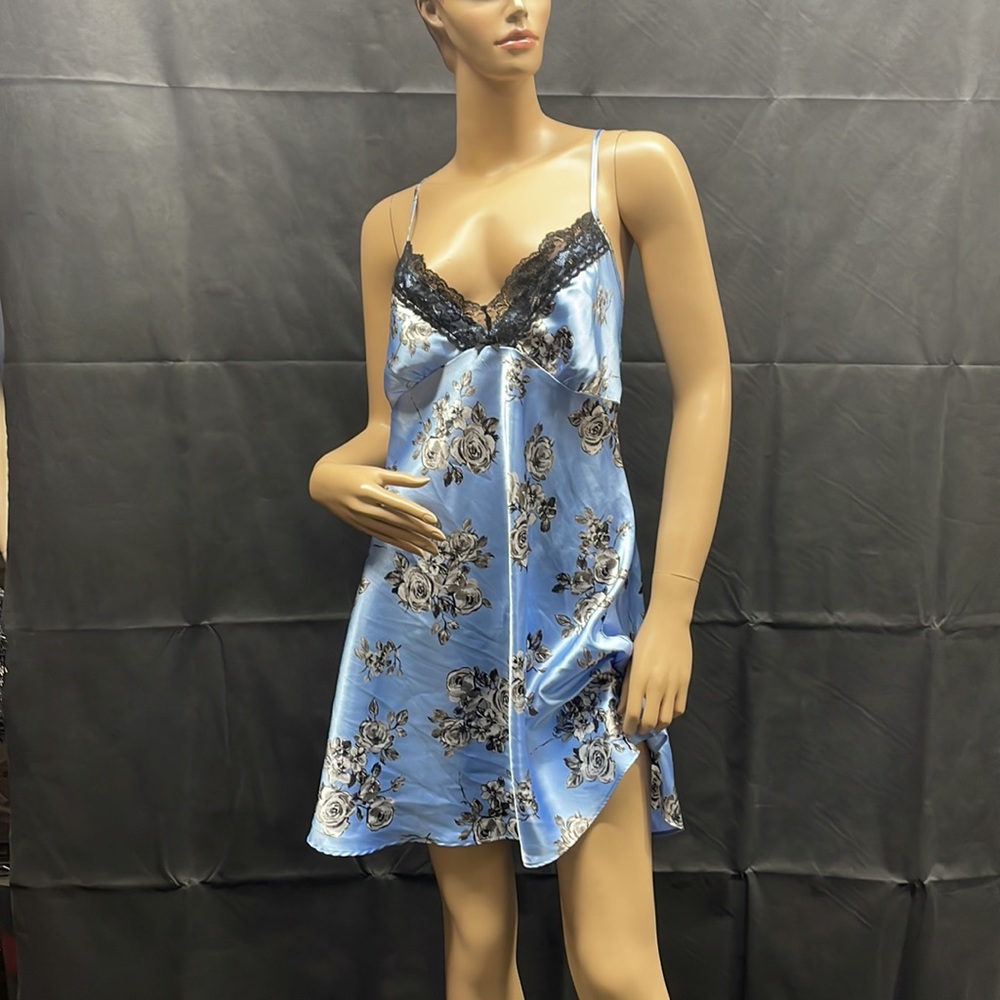 Apt. 9 Blue Floral Print & Black Lace Trim Chemise